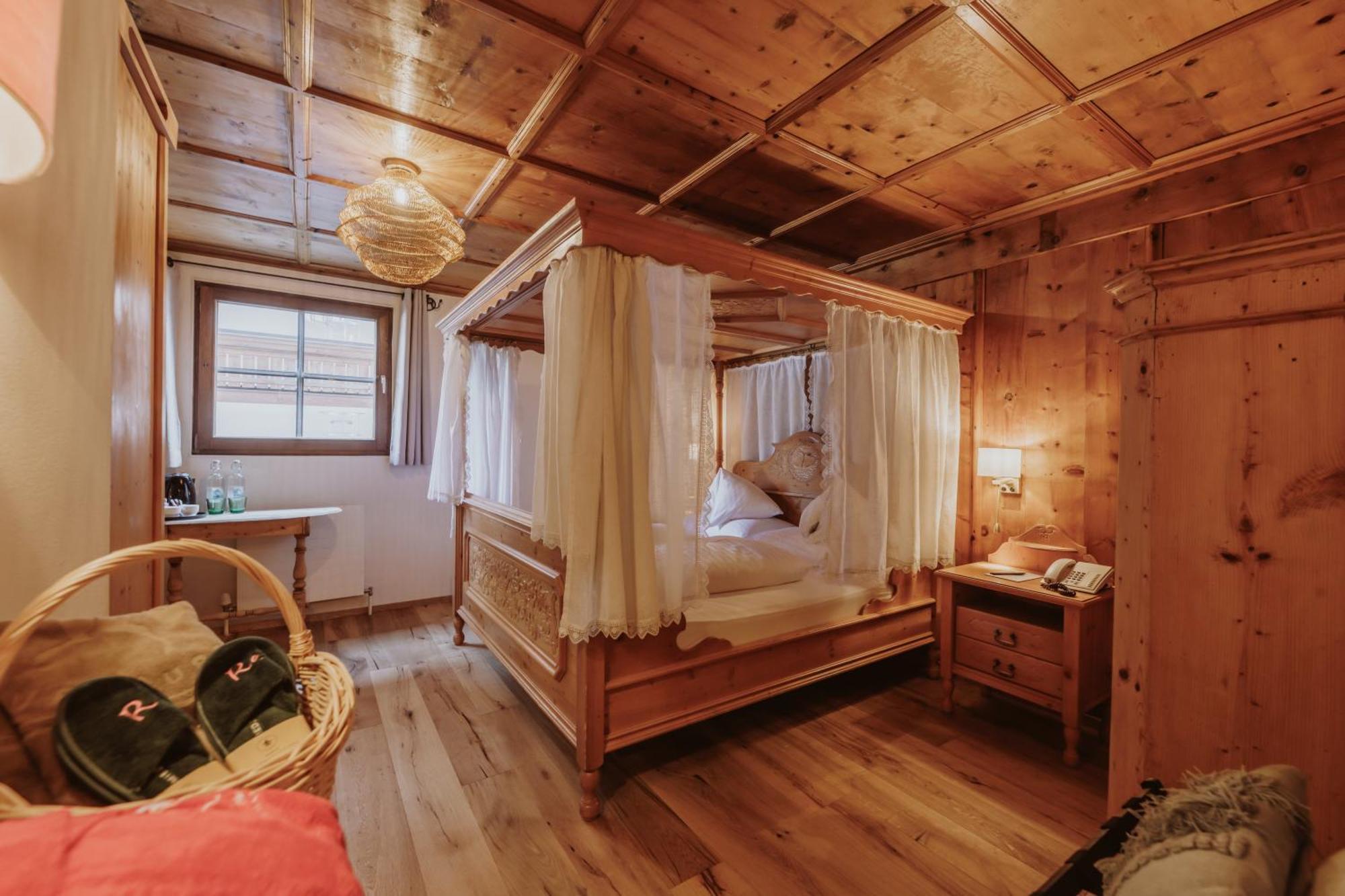 Hotel Gluecksschmiede - Hinterglemm Saalbach-Hinterglemm Ngoại thất bức ảnh